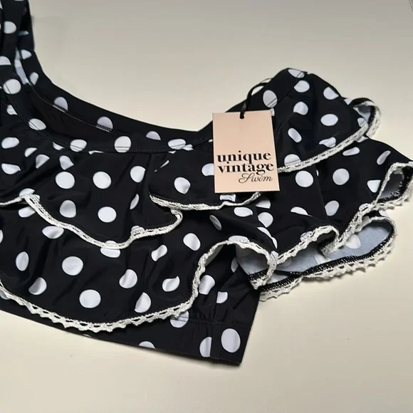 Unique Vintage Retro Polka Dot Swim Top - Picture 4 of 10